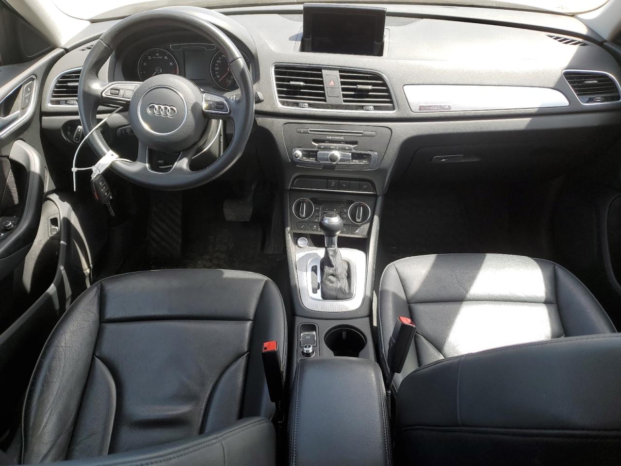 AUDI Q3 PREMIUM PLUS