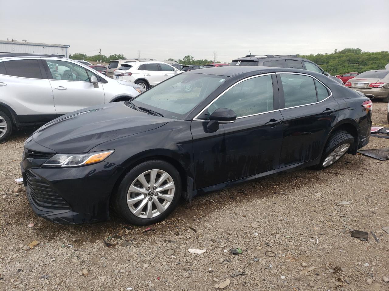 TOYOTA CAMRY LE