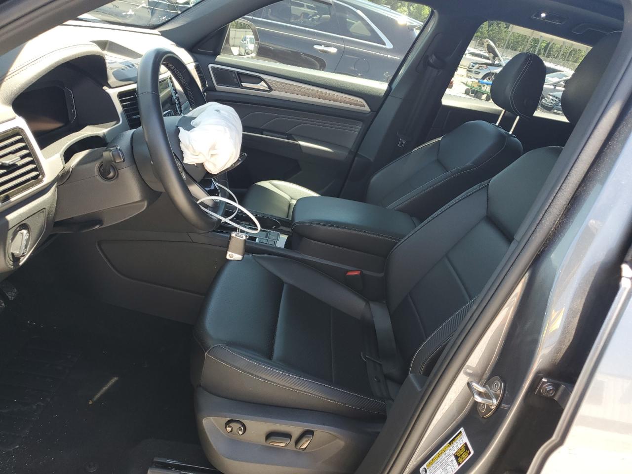 Volkswagen Atlas cros 2023