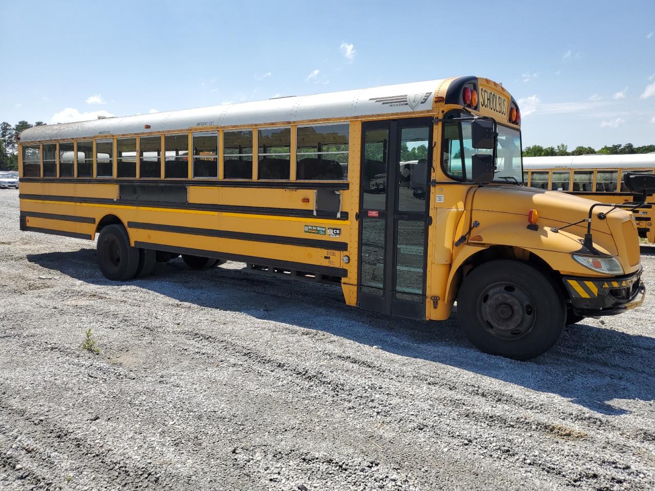 Lot #3311559245 2013 IC CORPORATION 3000 CE