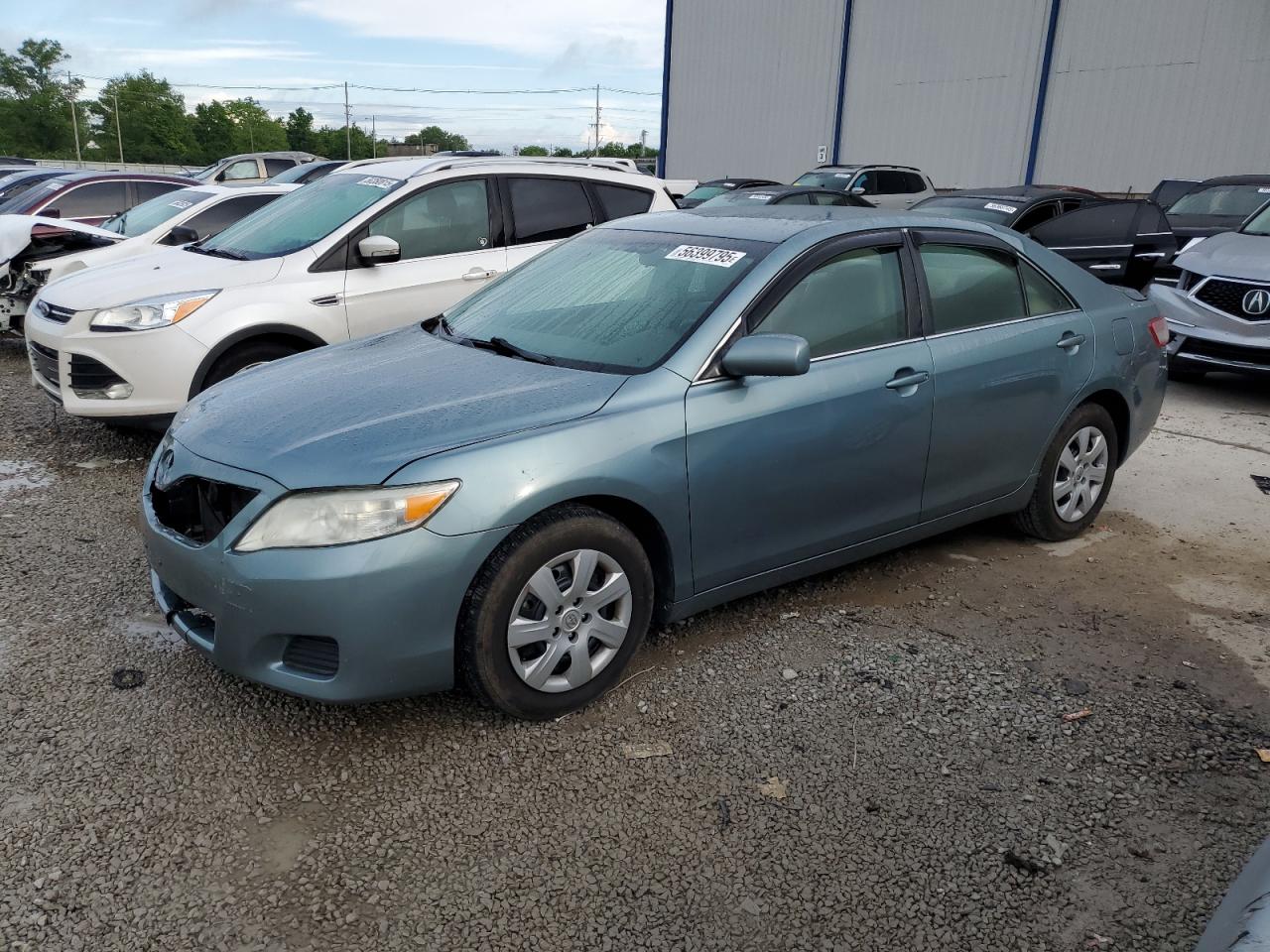 TOYOTA CAMRY BASE
