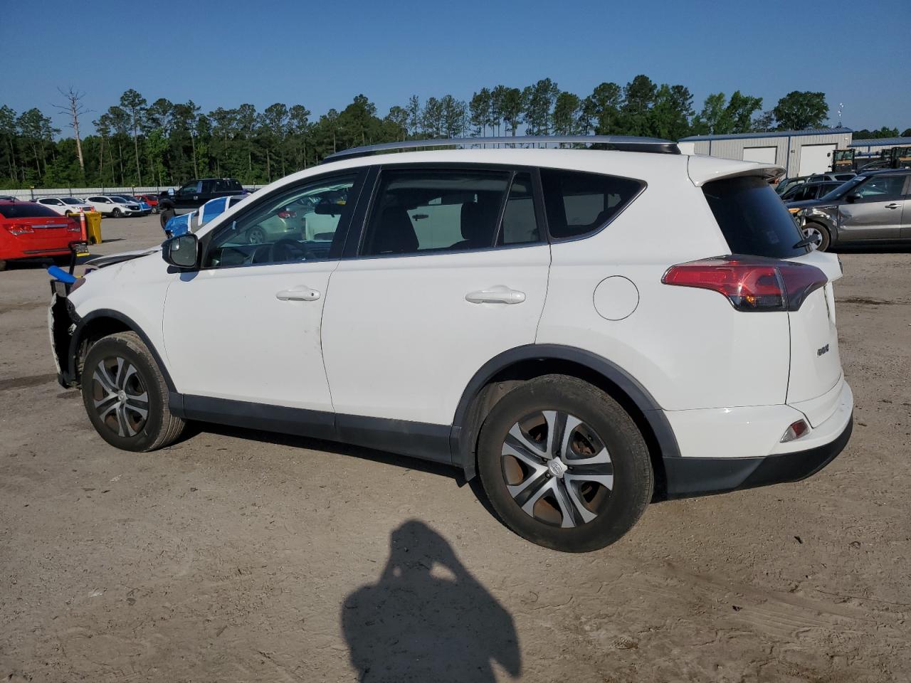 TOYOTA RAV4 LE