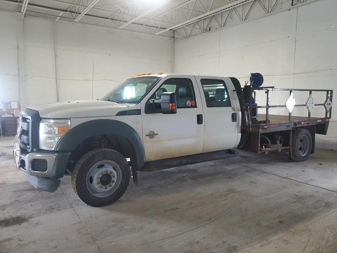 FORD F-550 SUPER DUTY