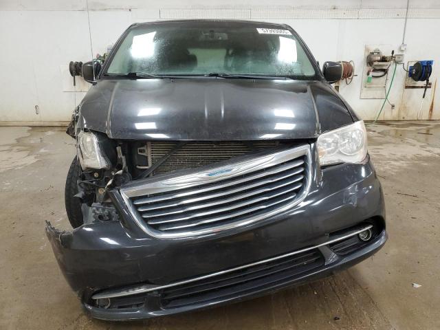 2016 CHRYSLER TOWN & COU 2C4RC1BG0GR147921