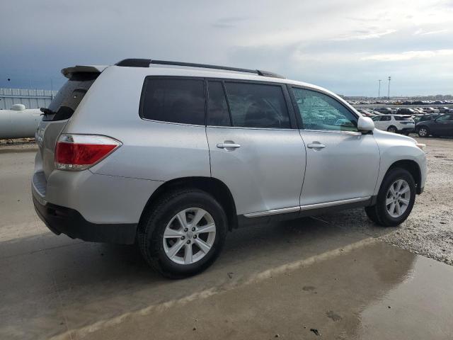 Vin: 5tdbk3eh5cs126424, lot: 55460835, toyota highlander base 20123