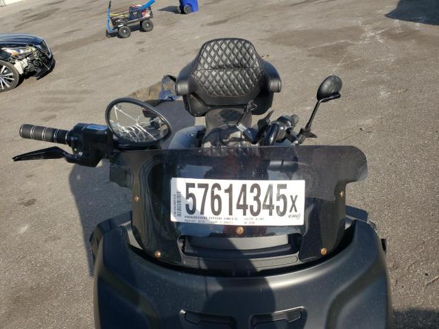 2021 INDIAN MOTORCYCLE CO. CHALLENGER 56KLCDRRXM3397308