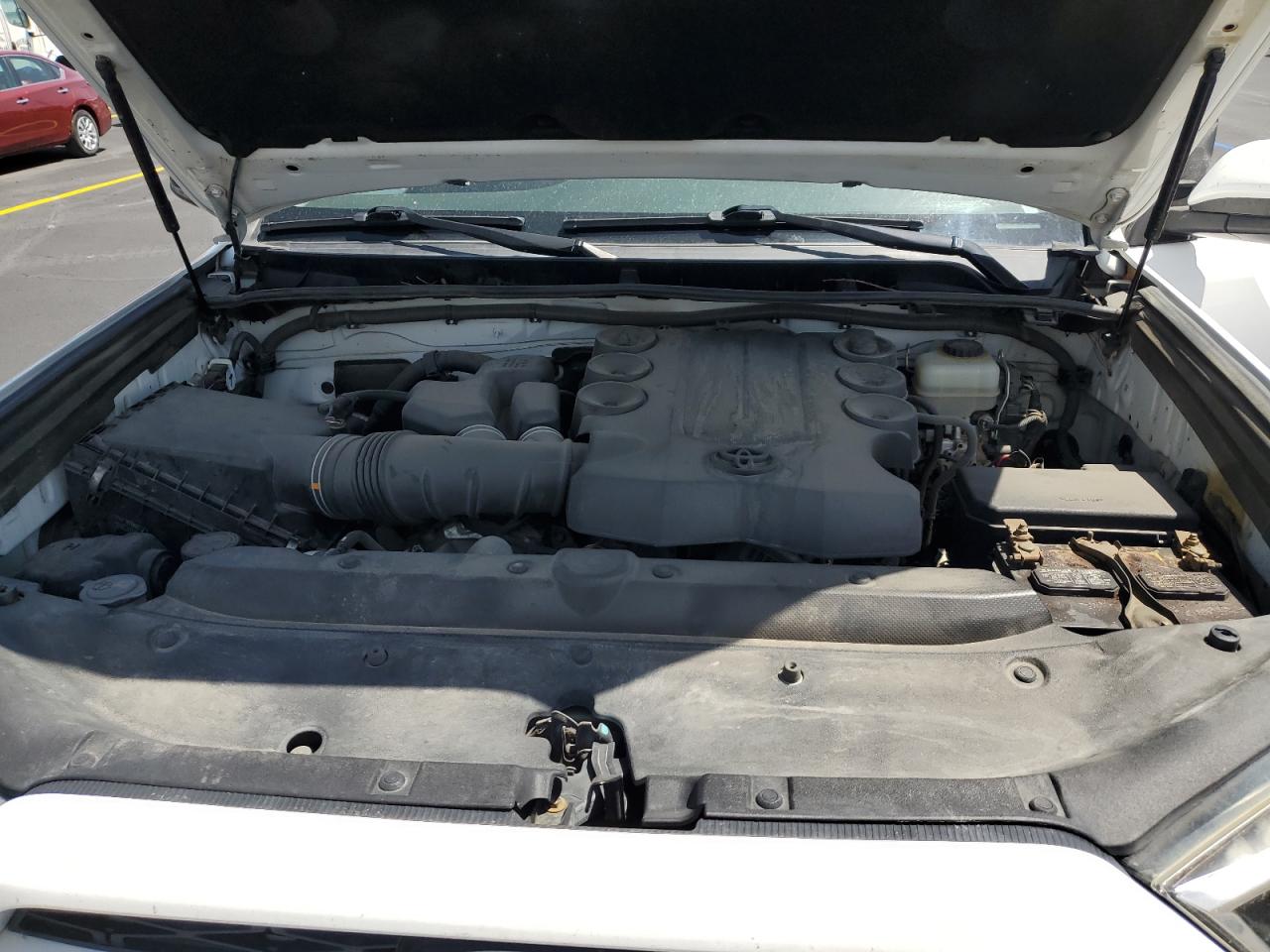 TOYOTA 4RUNNER SR5/SR5 PREMIUM