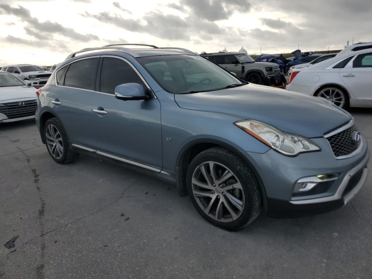 INFINITI QX50 2016