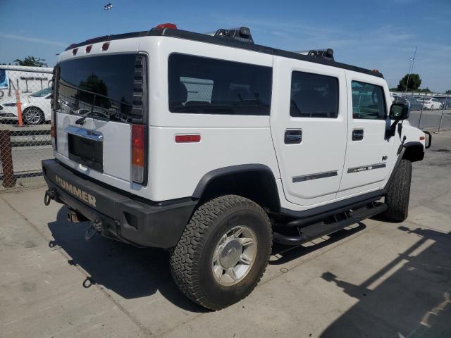 HUMMER H2 2004 white 4dr spor gas 5GRGN23U84H106969 photo #4