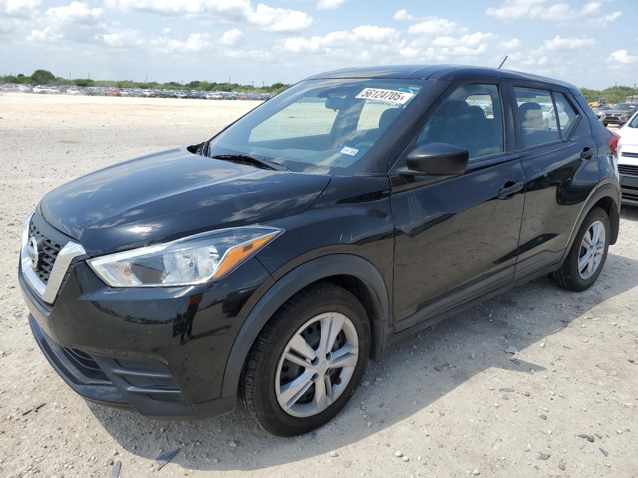 NISSAN KICKS S