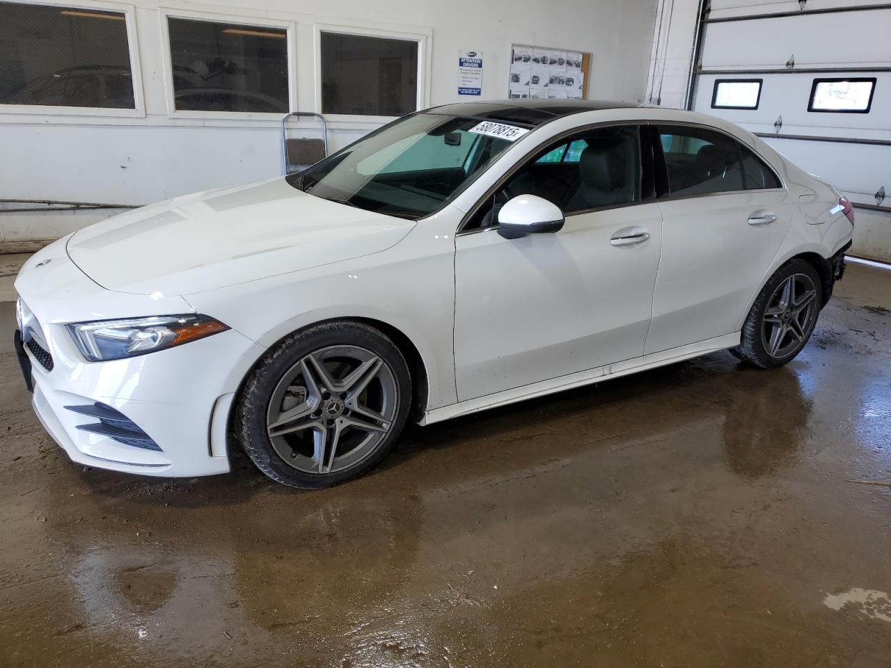 MERCEDES-BENZ A-CLASS 220 4MATIC