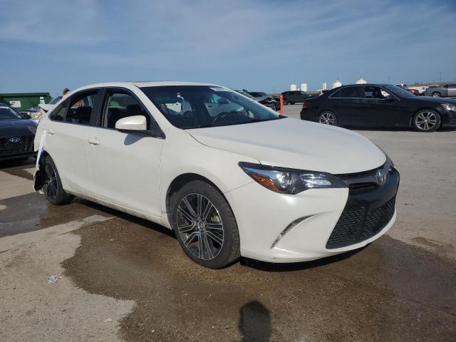 Vin: 4t1bf1fk0gu557026, lot: 56933415, toyota camry le 20164