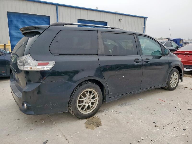 Vin: 5tdxk3dc1bs058195, lot: 55395835, toyota sienna sport 20113
