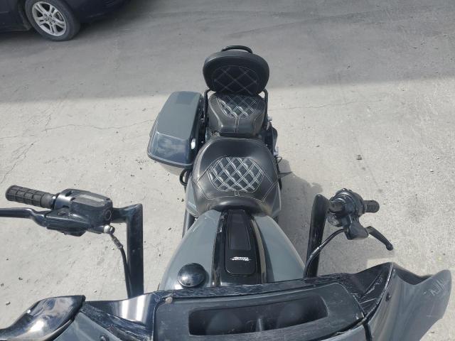 2022 HARLEY-DAVIDSON FLHXST - 1HD1ABL11NB638477
