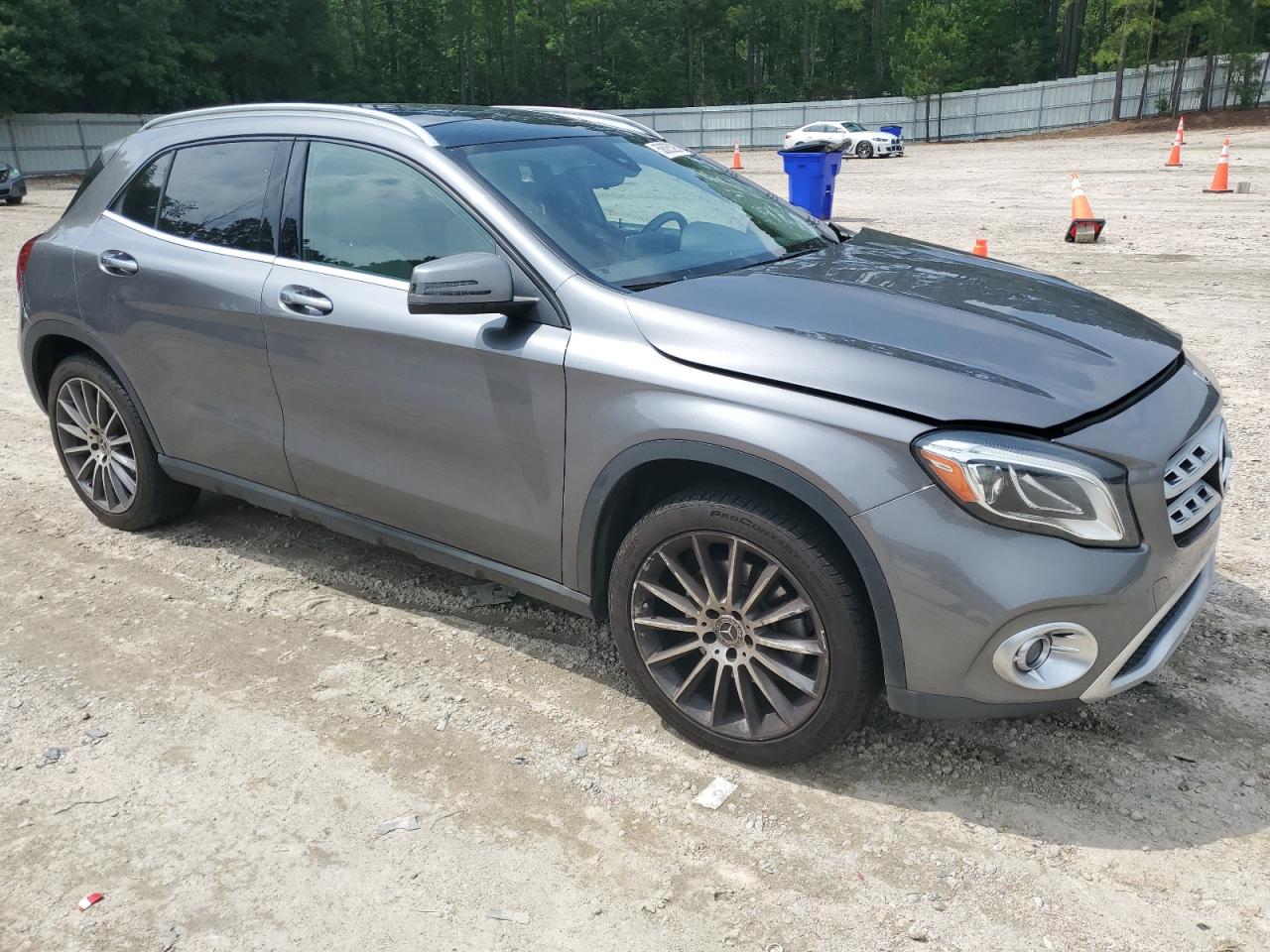 MERCEDES-BENZ GLA-CLASS 2018