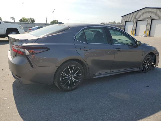 Vin: 4t1g11ak7ru890872, lot: 55437985, toyota camry se night shade 20243