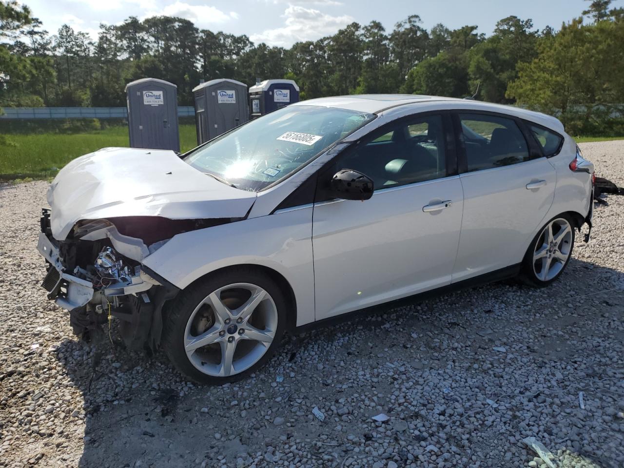 FORD FOCUS TITANIUM
