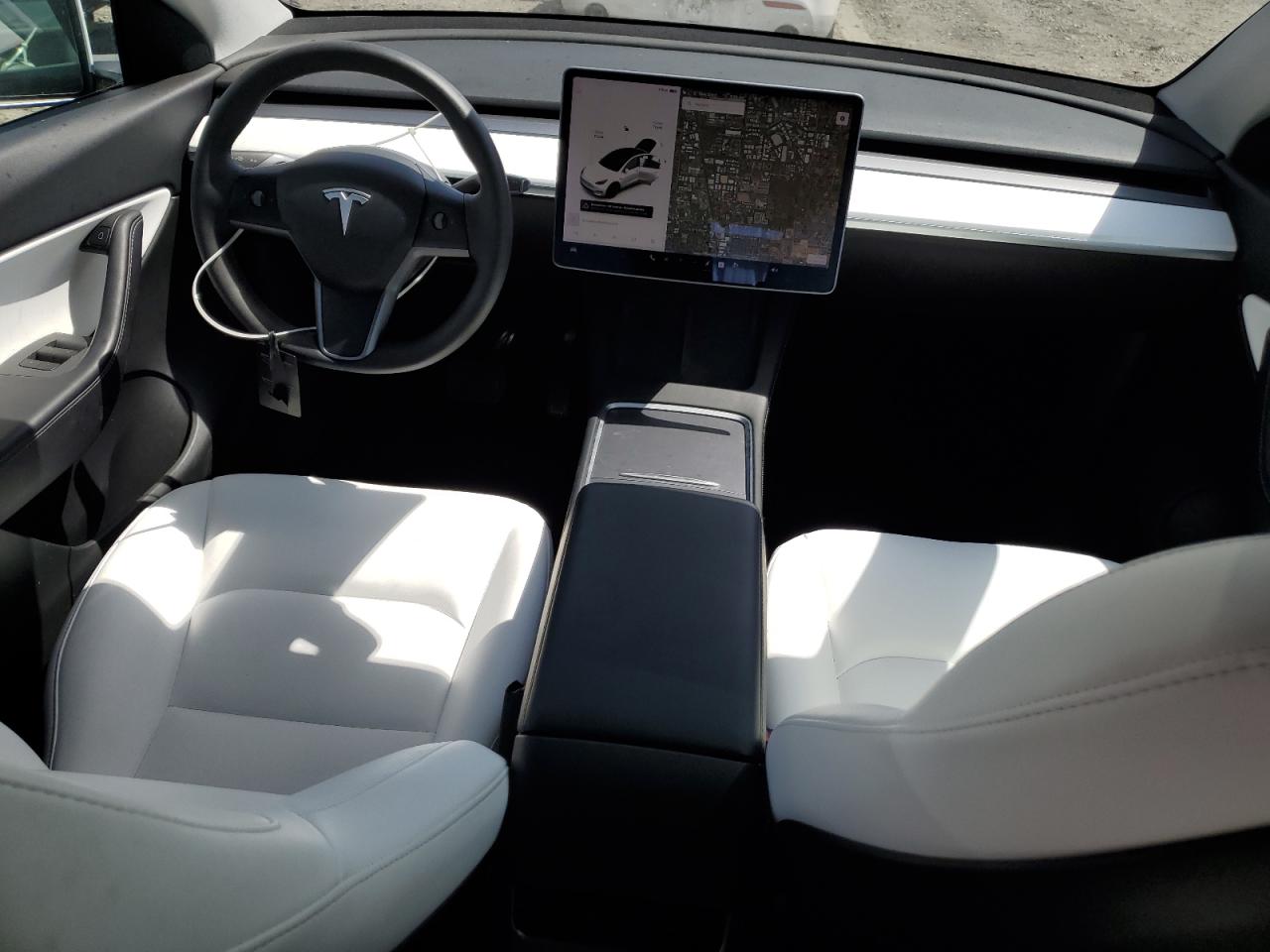 Tesla Model y 2021