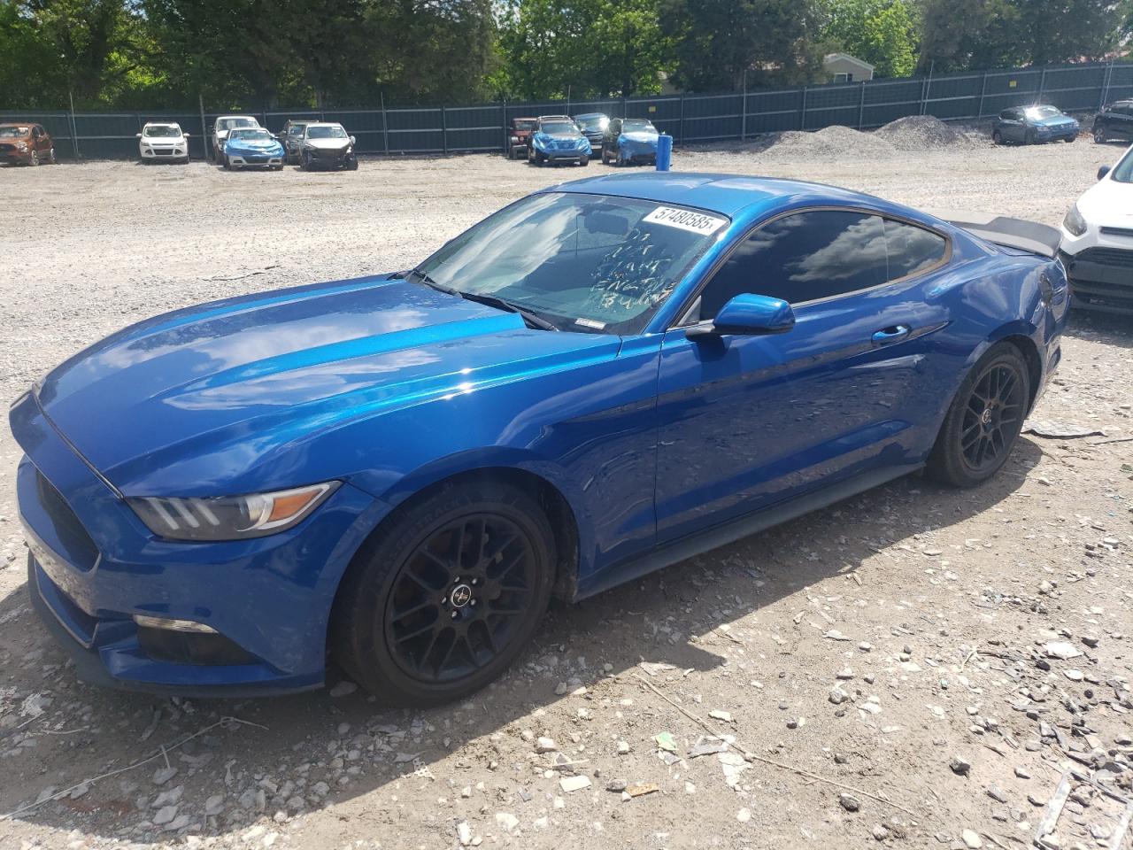 FORD MUSTANG