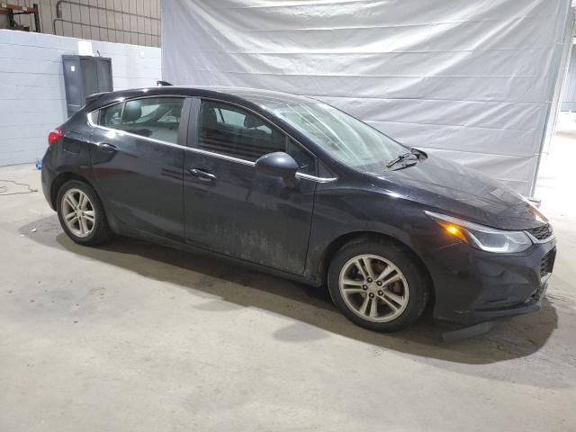 Vin: 3g1be6sm9hs611428, lot: 57795445, chevrolet cruze lt 20174