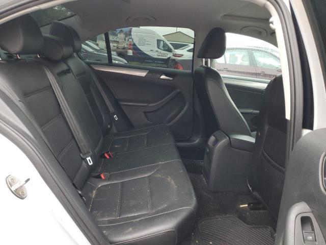 2017 VOLKSWAGEN JETTA SE - 3VWDB7AJXHM388338