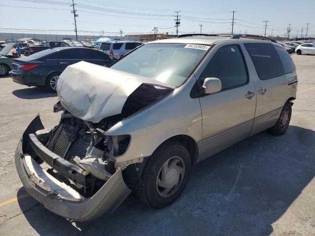 TOYOTA SIENNA LE
