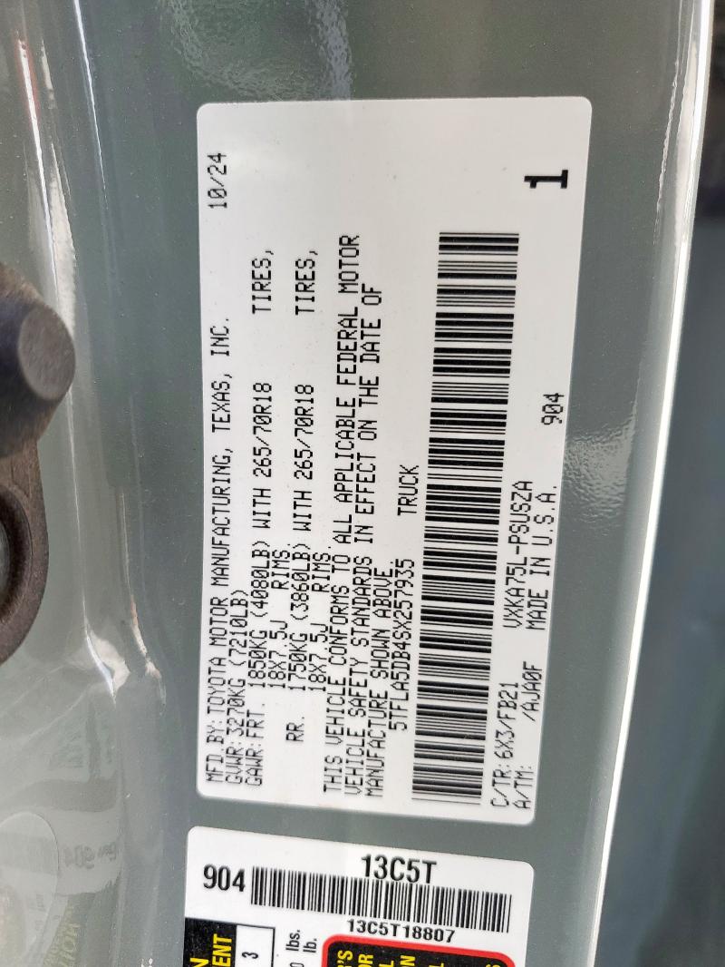 2025 TOYOTA TUNDRA CRE 5TFLA5DB4SX257935