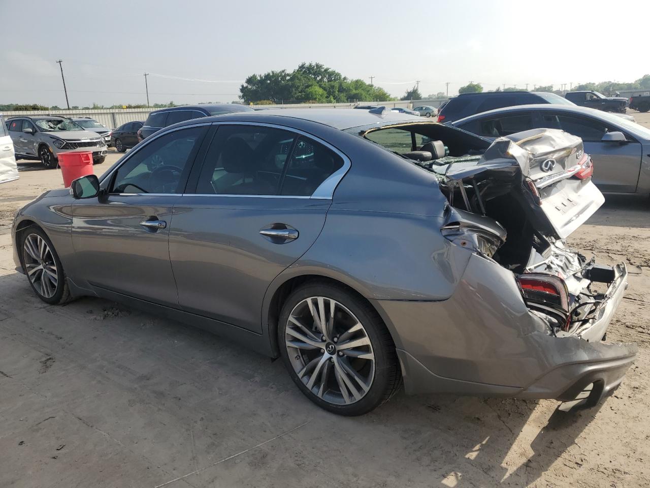 INFINITI Q50 2021