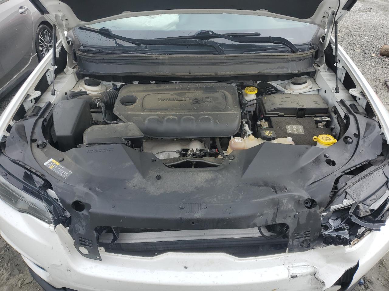 JEEP GRAND CHEROKEE LATITUDE PLUS