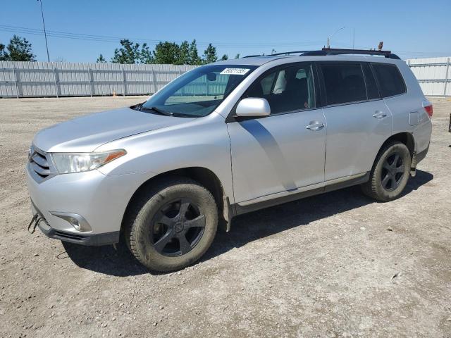 TOYOTA HIGHLANDER