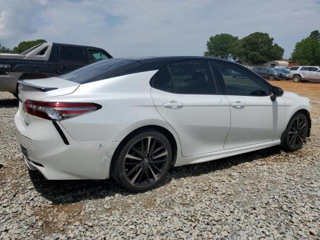 Vin: 4t1b61hk2ju080300, lot: 57339585, toyota camry xse 20183