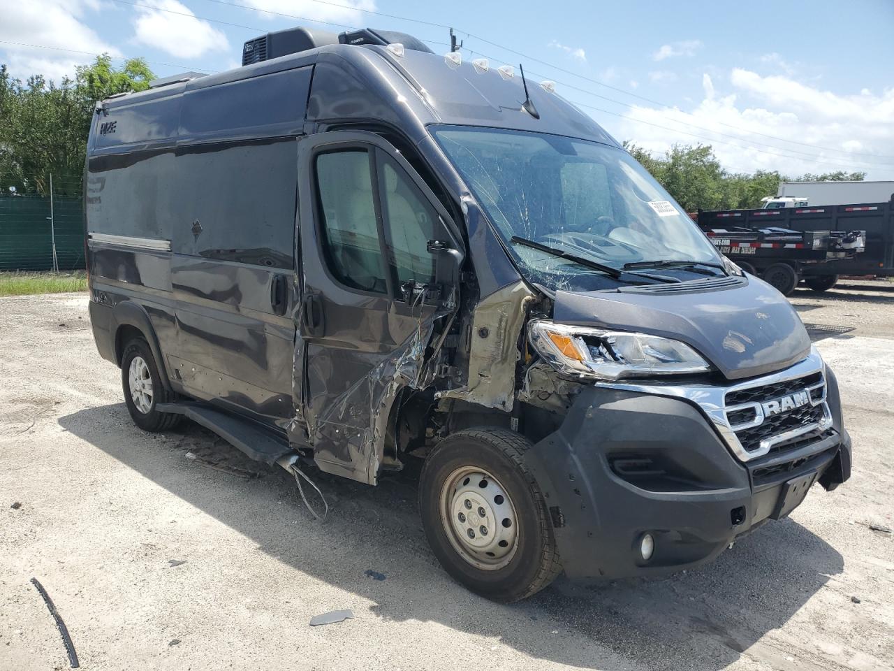 RAM PROMASTER 1500 HIGH