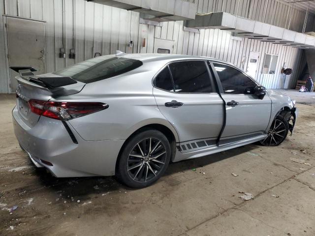 Vin: 4t1g11ak1mu543028, lot: 57250115, toyota camry se 20213