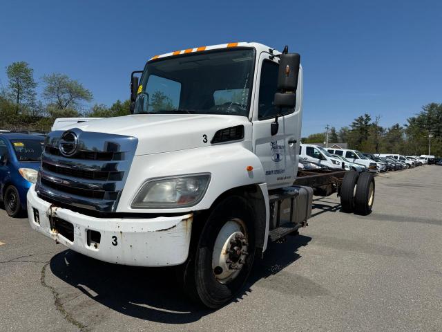 HINO 258/268 2015 white  Diesel 5PVNE8JT8F4S56371 photo #3