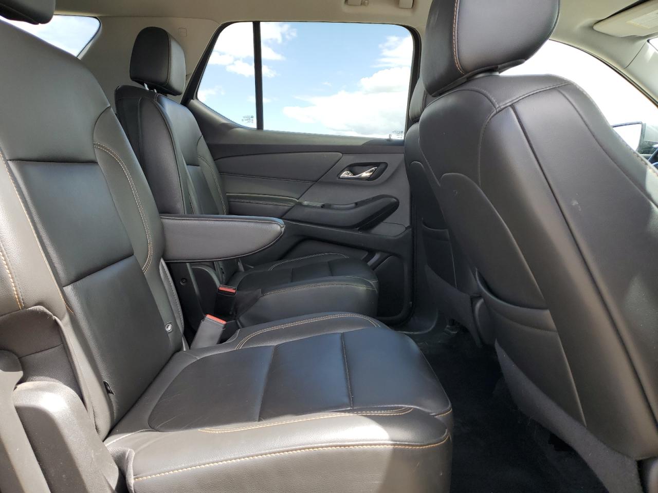 CHEVROLET TRAVERSE LT