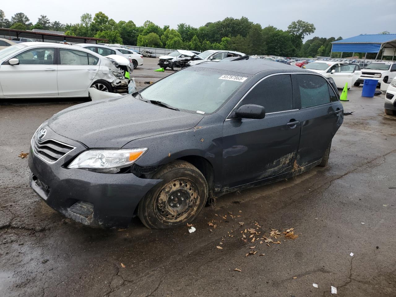 TOYOTA CAMRY BASE