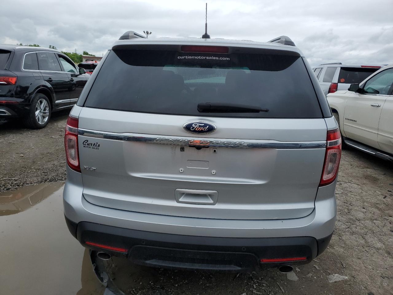 FORD EXPLORER XLT