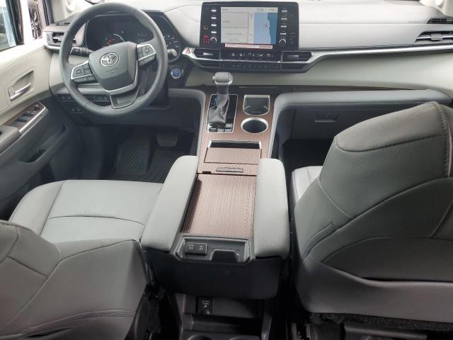 2024 TOYOTA SIENNA XLE 5TDJSKFC8RS134633