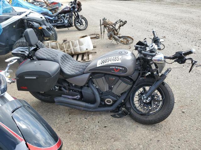 VICTORY MOTORCYCLES GUNNER 2015 5VPLB36NXF3038954 photo #1