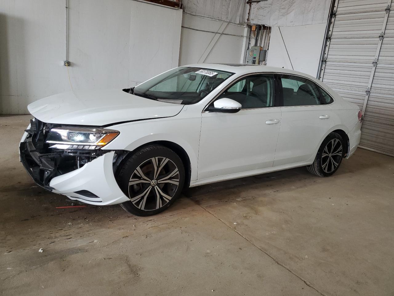 VOLKSWAGEN PASSAT SE