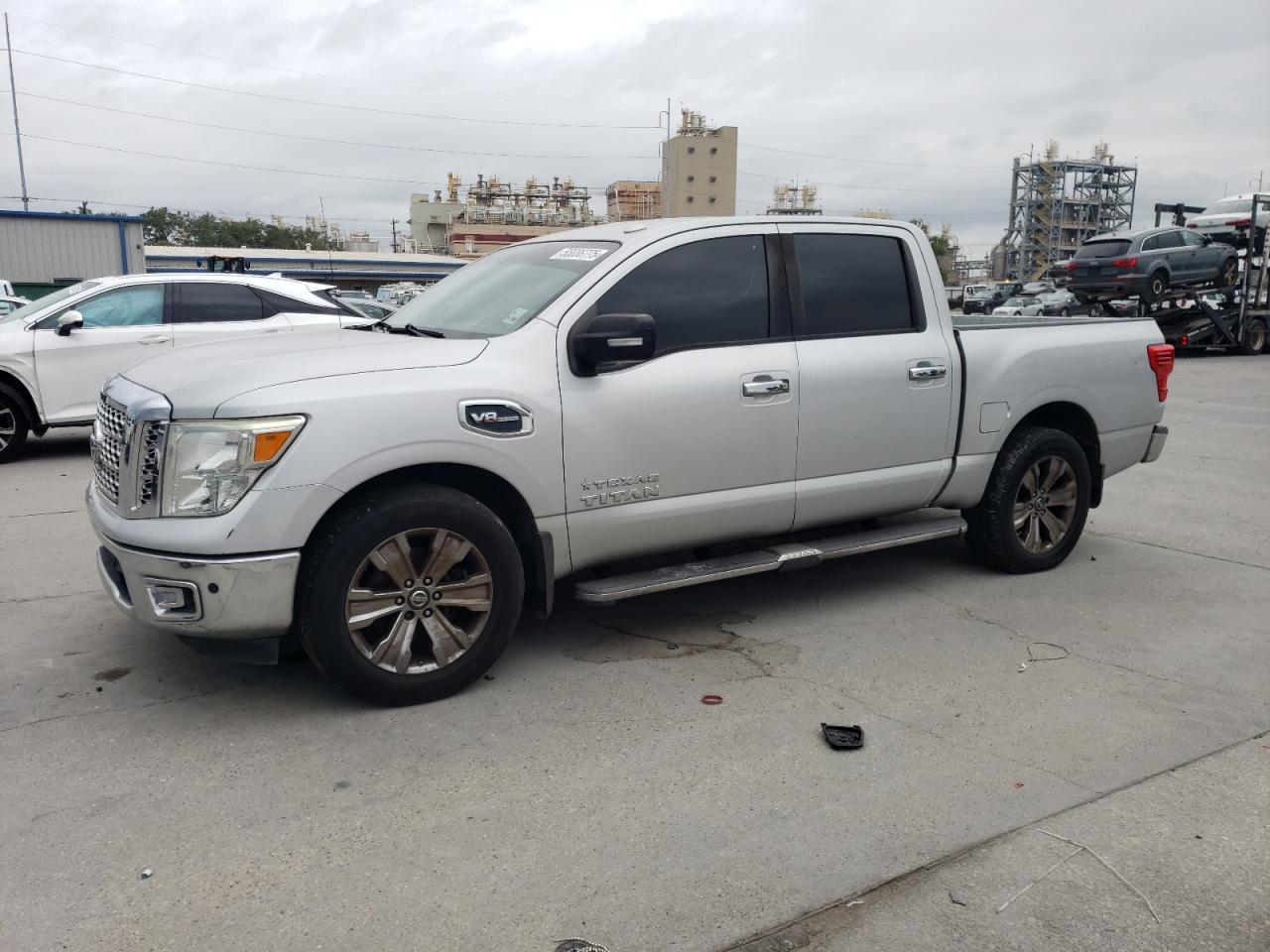 NISSAN TITAN SV