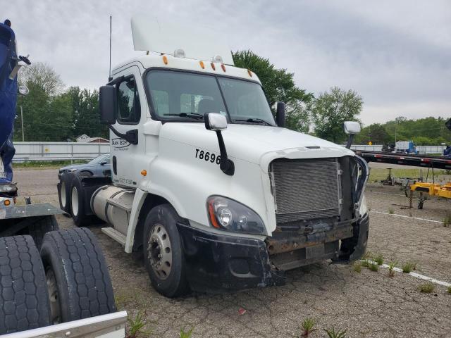 FREIGHTLINER CASCADIA 1