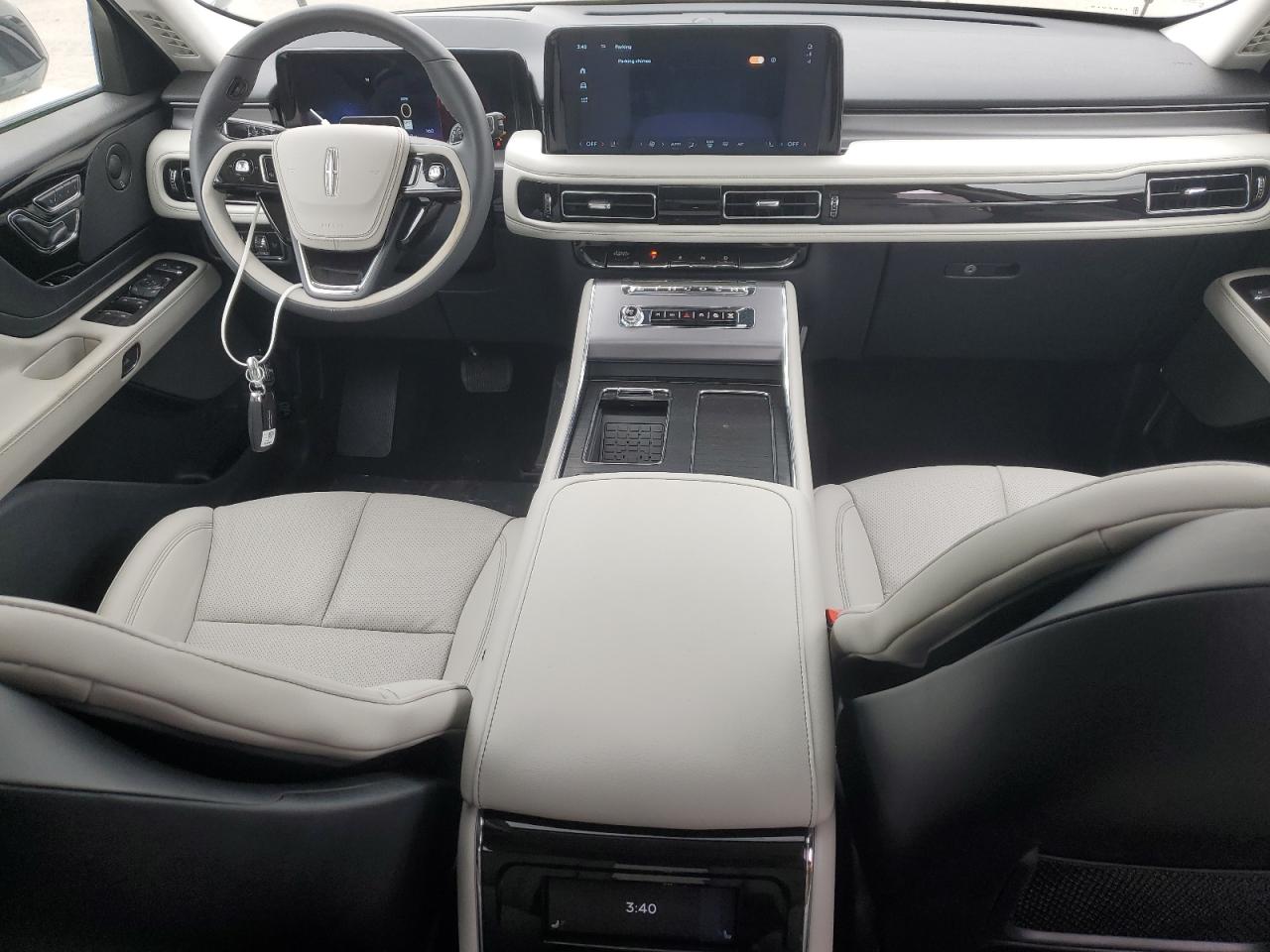 Lincoln Aviator 2025