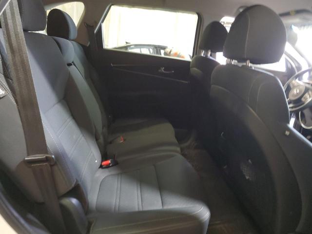 2018 KIA SORENTO LX 5XYPGDA53JG368101