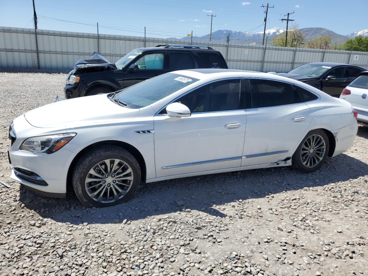 BUICK LACROSSE ESSENCE