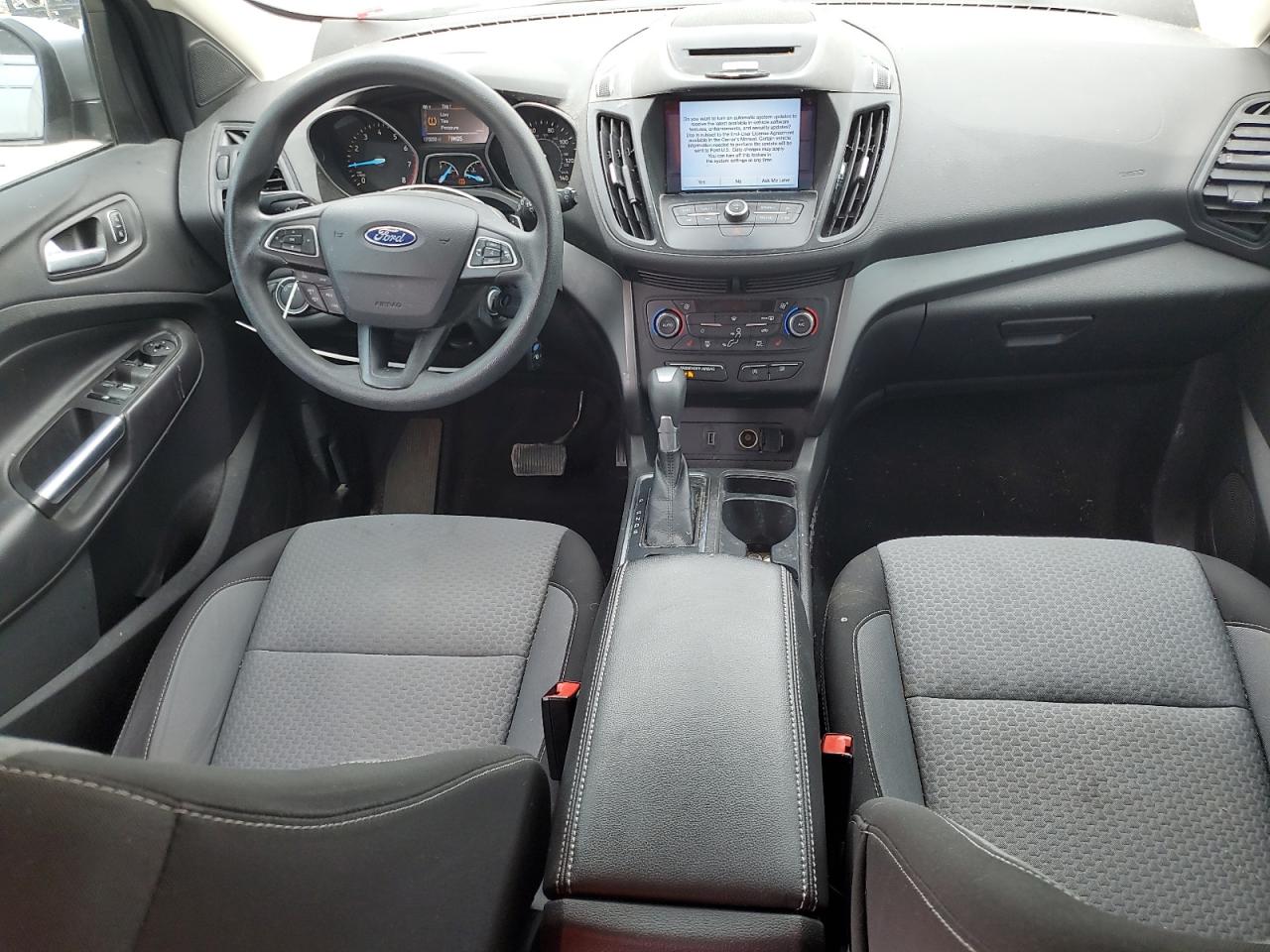 FORD ESCAPE SE