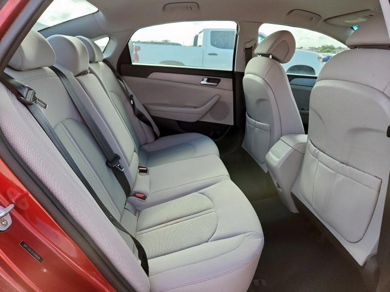 2015 HYUNDAI SONATA SE 5NPE24AF9FH044648