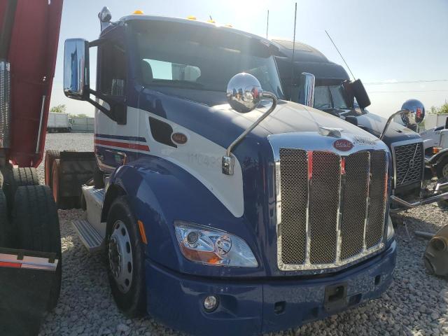 Global Auto Auctions: 2015 PETERBILT 579