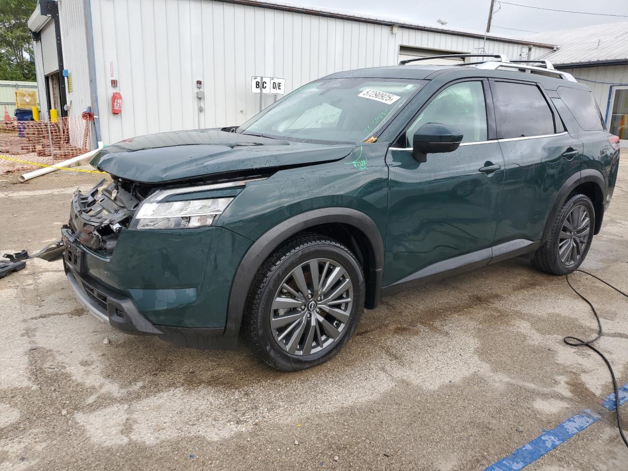 NISSAN PATHFINDER SL