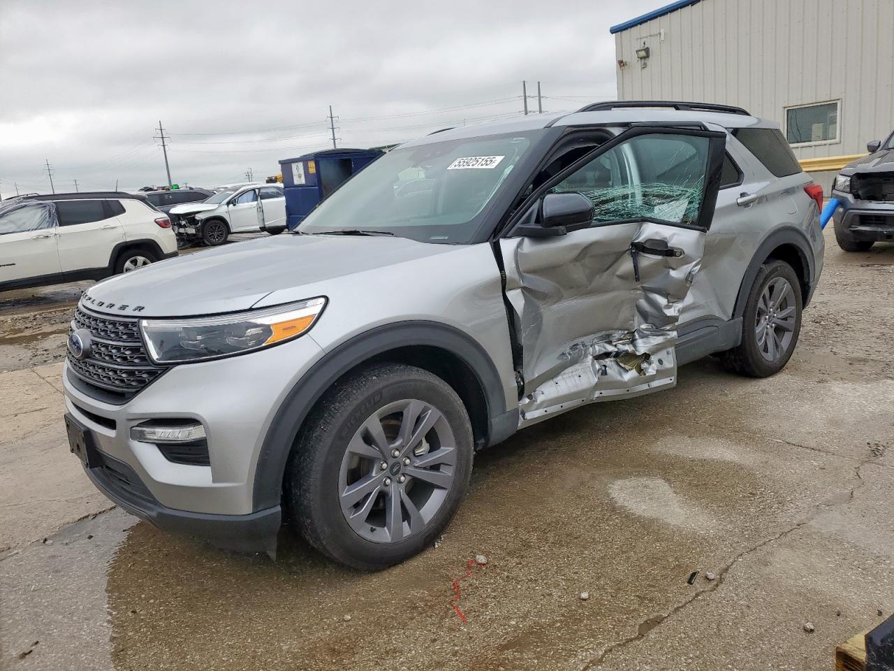 FORD EXPLORER 2024